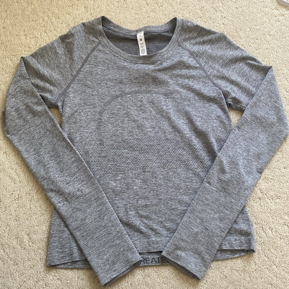 Lululemon Swiftly Tech Long Sleeve 2.0 *Race Length - Picture 4 of 6